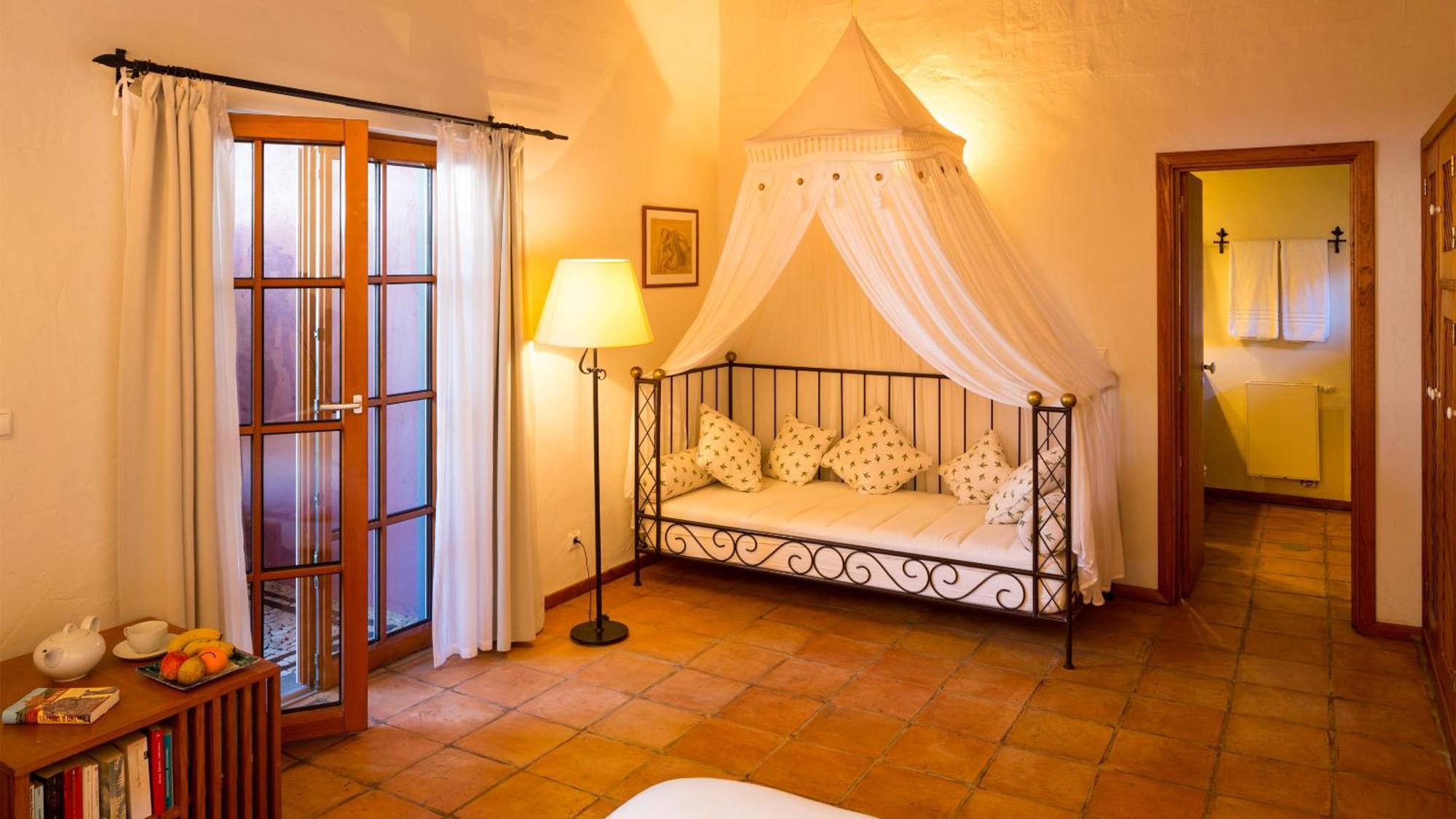 Atrio Hotel Estreito Da Calheta Room photo