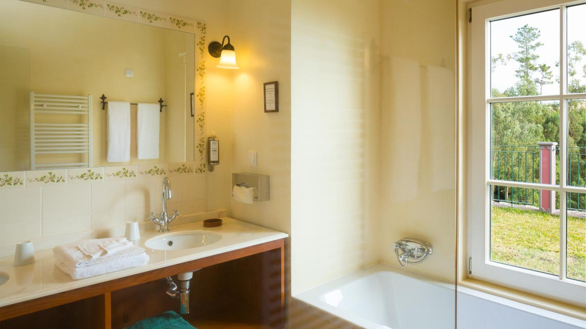 Atrio Hotel Estreito Da Calheta Room photo
