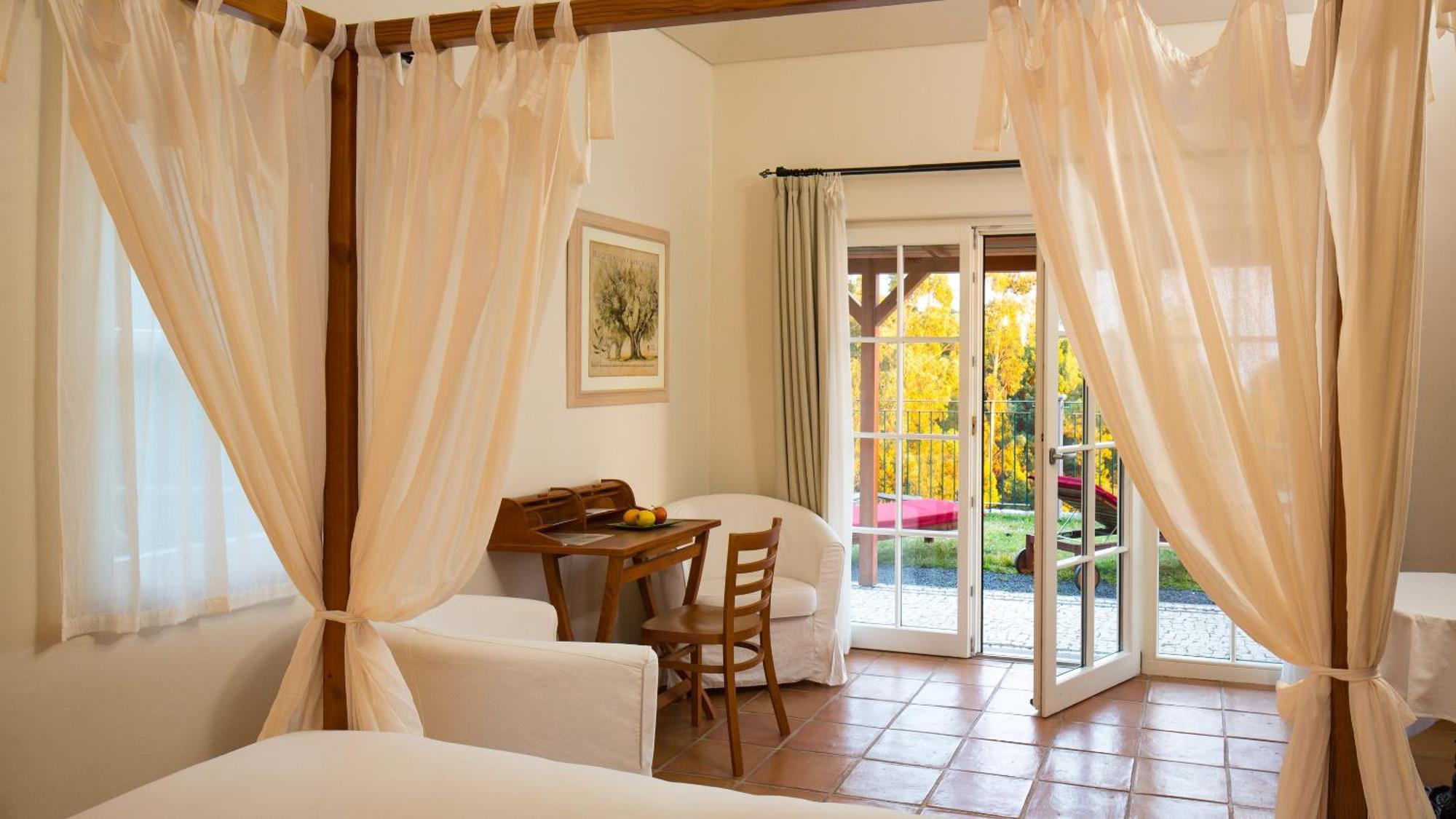 Atrio Hotel Estreito Da Calheta Room photo